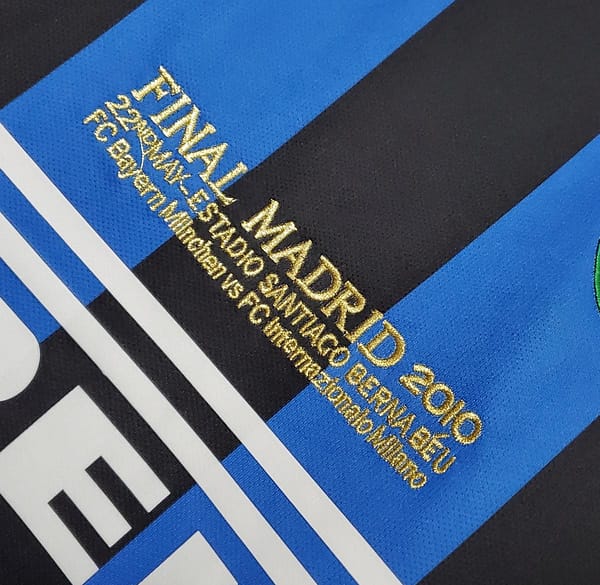 Retro 2010 Inter Milan home Soccer Jersey - Image 10