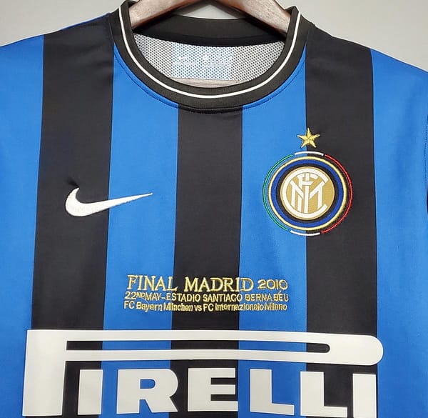 Retro 2010 Inter Milan home Soccer Jersey - Image 11