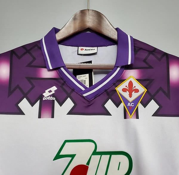 Retro 92/93 Fiorentina away Soccer Jersey - Image 7