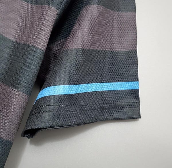 Retro 97/98 Inter Milan away Soccer Jersey - Image 4