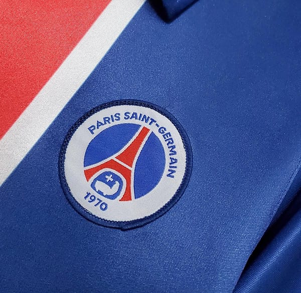 Retro 98/99 PSG home Soccer Jersey - Image 8