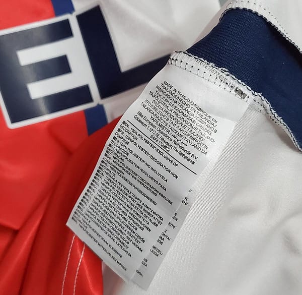 Retro 98/99 PSG away Soccer Jersey - Image 4