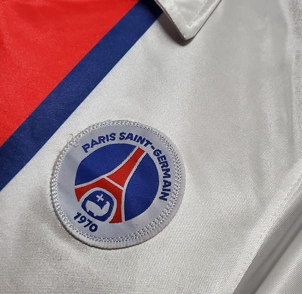 Retro 98/99 PSG away Soccer Jersey - Image 10