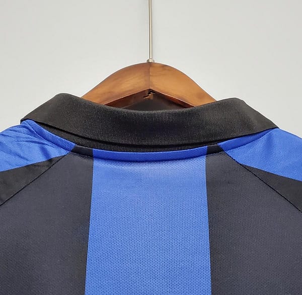 Retro 01/02 Inter Milan home Soccer Jersey - Image 3