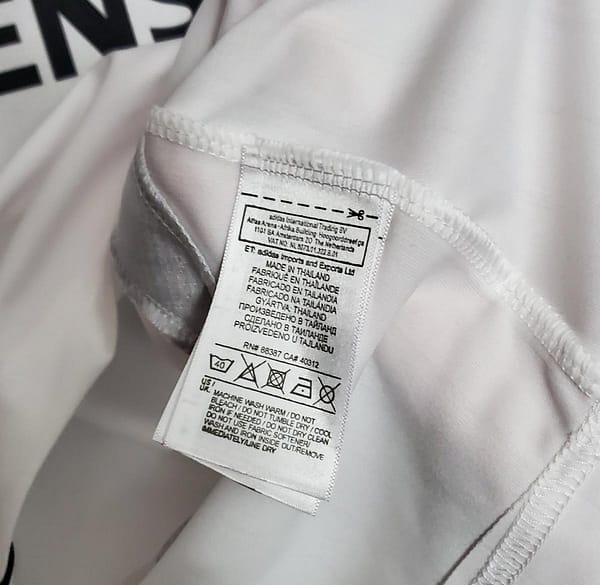 Retro Real Madrid 06/07 home Soccer Jersey - Image 4