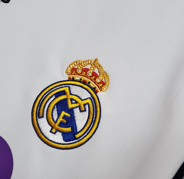 Retro Real Madrid 06/07 home Soccer Jersey - Image 9