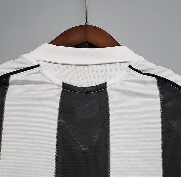 Retro 05/06 Newcastle United home Soccer Jersey - Image 8