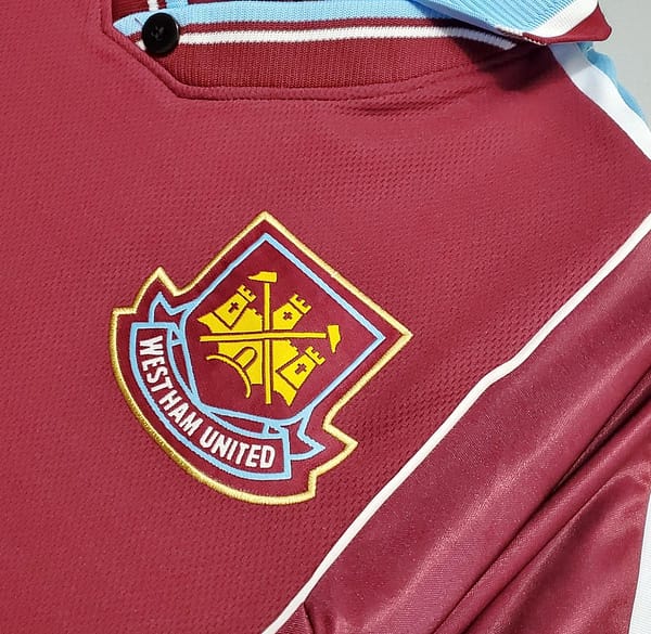 Retro 99/01 West Ham United home Soccer Jersey - Image 3