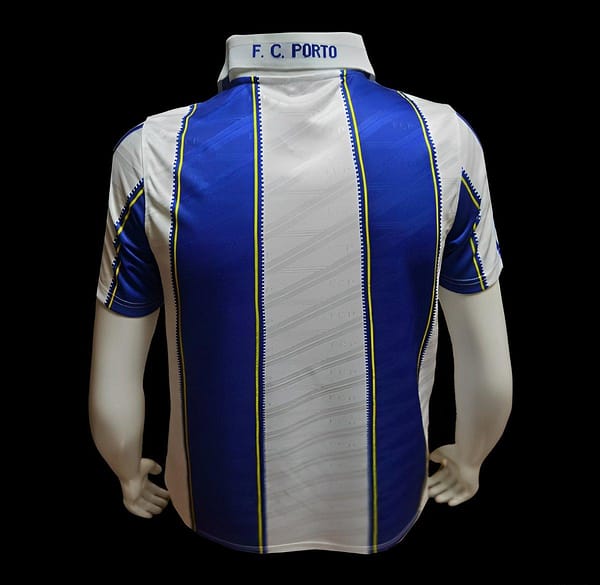 Retro 95/96 Porto Home Jersey - Image 2