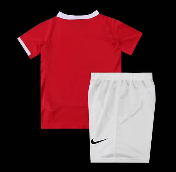 Retro Kids 04/06 Manchester United Home Jersey - Image 2