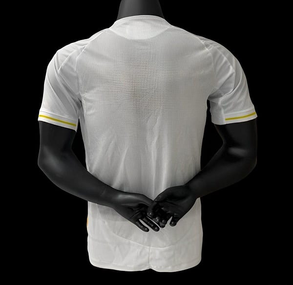 Player Version 25/26 Real Madrid Home Jersey - Image 2