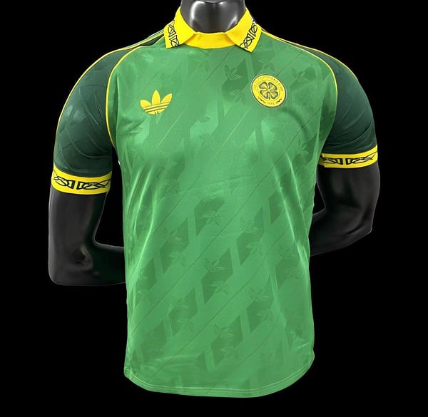 Player Version 24/25 Celtic FC LFSTLR Green Jersey
