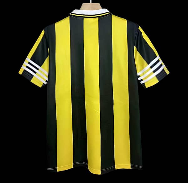 Retro 96/97 Real Zaragoza Away Jersey - Image 2