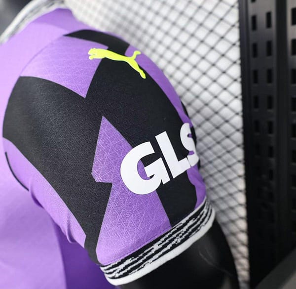 Player Version 24/25 Borussia Dortmund Anniversary 4th Goalkeeper Purple Jersey - Image 4