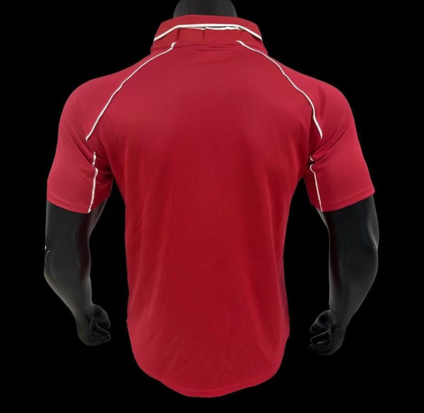 Retro 00/01 Liverpool Home Jersey - Image 2