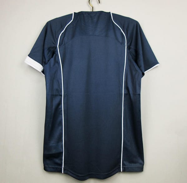 Retro 04/05 Juventus Third Blue/White Jersey - Image 2