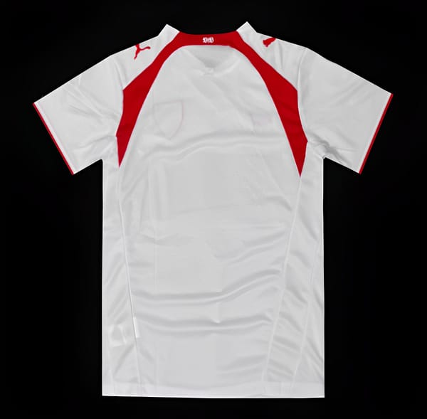 Retro 06/07 VfB Stuttgart Home Jersey - Image 2