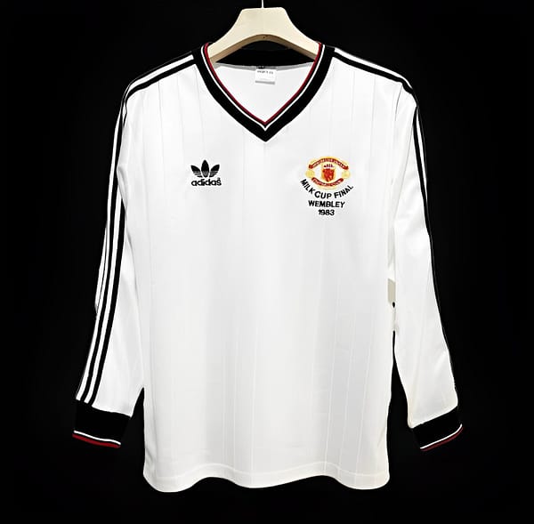 Retro 1983/84 Manchester United Away Long Sleeve Jersey