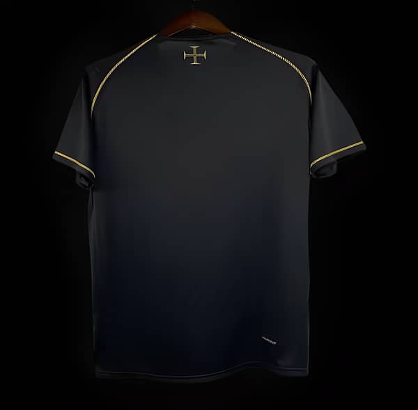 Retro 2006 Portugal Away Black Jersey - Image 2