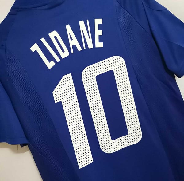 Retro 2002 France Home Soccer Jersey - Image 2