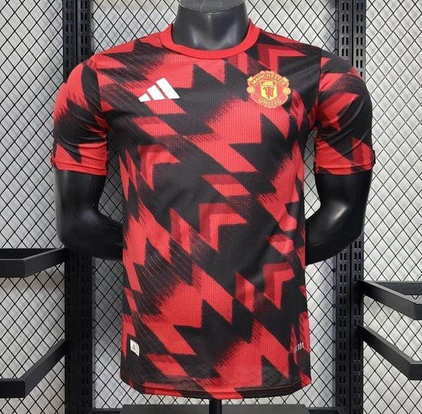 25/26 Player Version Manchester United Red Geometric Pattern Pre-Match Training Jersey