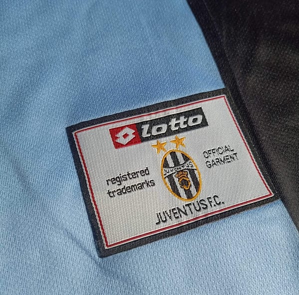 Retro 02/03 Juventus Goalkeeper Blue Jersey Worn By Buffon - Image 3