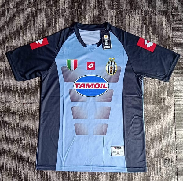 Retro 02/03 Juventus Goalkeeper Blue Jersey Worn By Buffon - Image 8