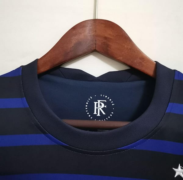 Retro 2020 France Benzema Jersey - Image 13