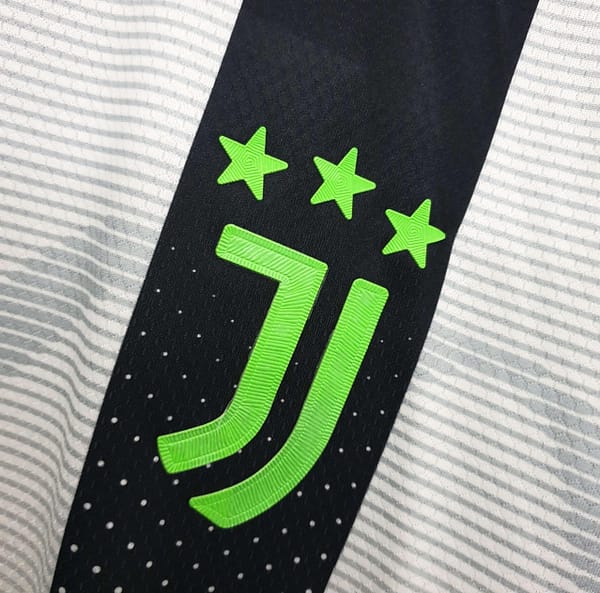 Retro 19/20 Juventus Forth Jersey - Image 2