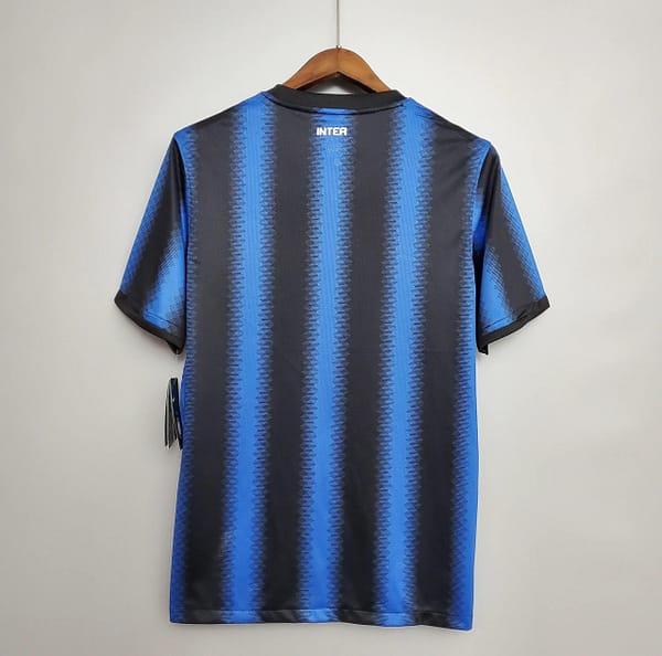 Retro 10/11 Inter Milan Home Jersey - Image 2
