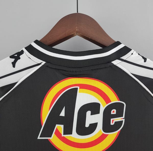 Retro 00/01 Vasco Da Gama Black Jersey - Image 3