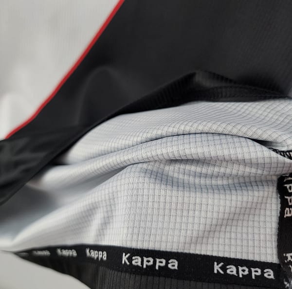 Retro 00/01 Vasco Da Gama Black Jersey - Image 4
