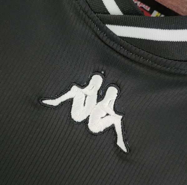 Retro 00/01 Vasco Da Gama Black Jersey - Image 9