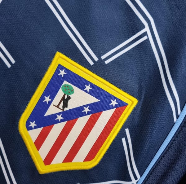 Retro 04/05 Atletico Madrid away Soccer Jersey - Image 6