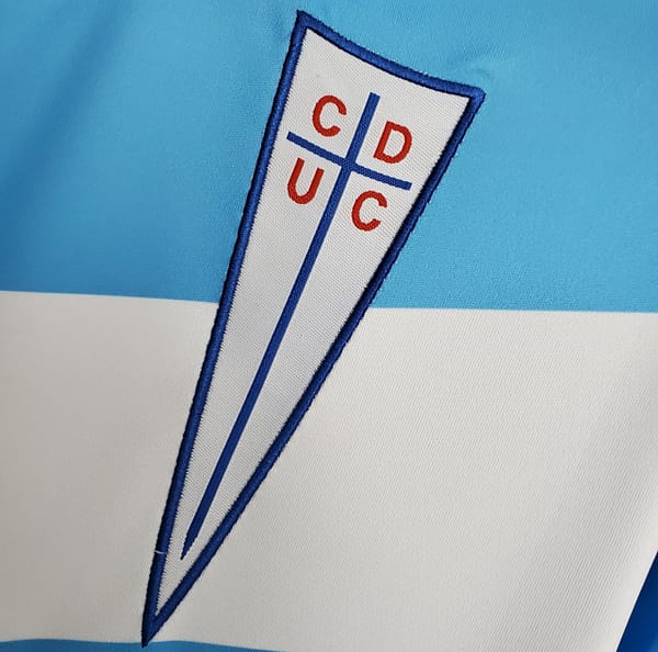 Retro 2011 Club Deportivo Universidad Católica Commemorative Soccer Jersey - Image 7