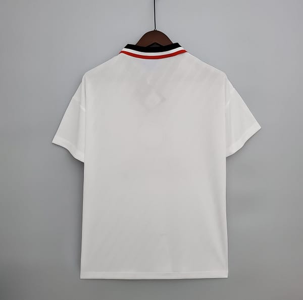 Retro Manchester United 96/97 away Soccer Jersey - Image 2