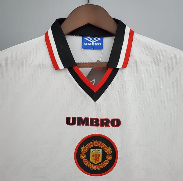 Retro Manchester United 96/97 away Soccer Jersey - Image 8