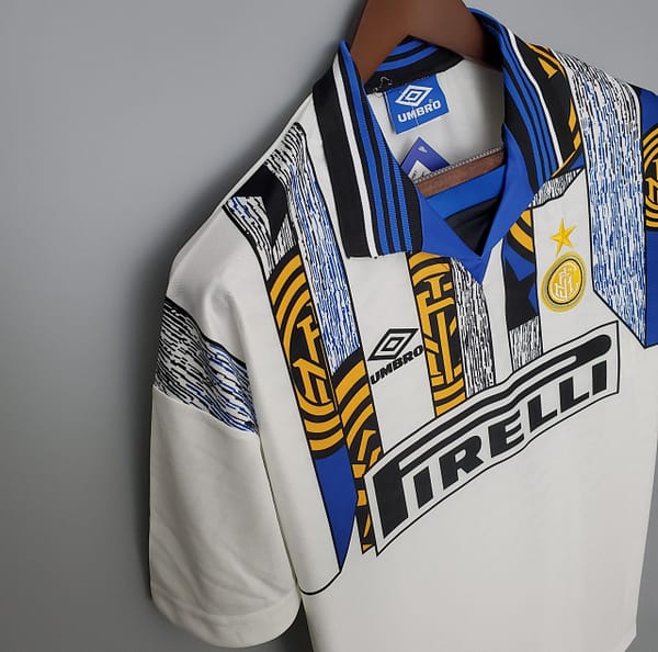 Retro Inter Milan 96/97 Away Soccer Jersey - Image 4