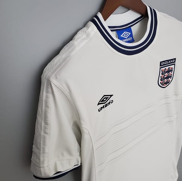 Retro 2000 England home Soccer Jersey - Image 5