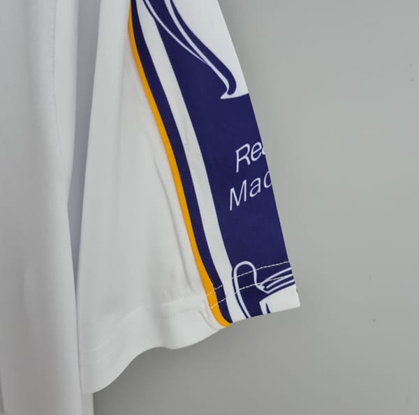 Retro 97-98 Real Madrid Champions League 7 Champions Commemorative Edition Soccer Jersey - Image 4