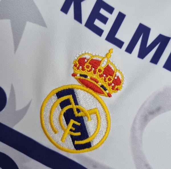 Retro 97-98 Real Madrid Champions League 7 Champions Commemorative Edition Soccer Jersey - Image 7