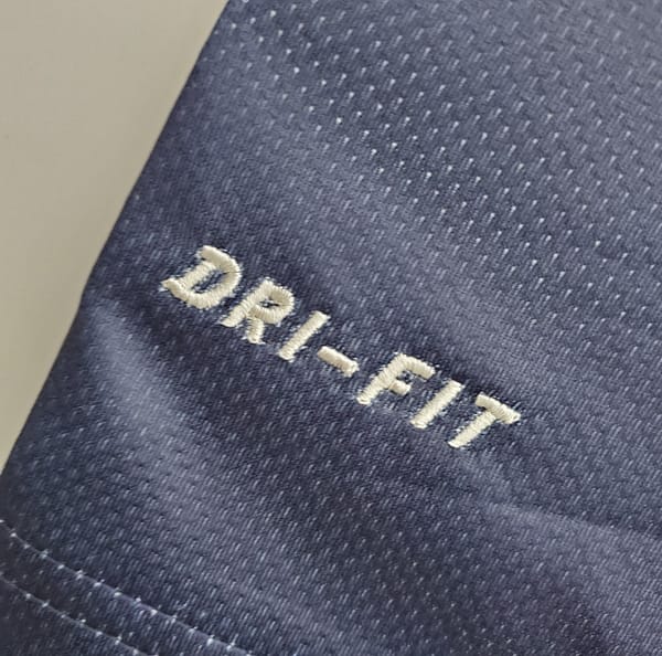 Retro 13/14 PSG Home Soccer Jersey - Image 4