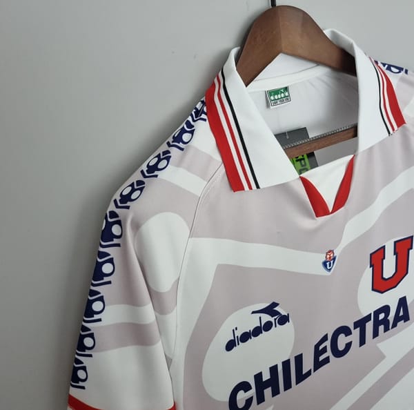 Retro Universidad de Chile1996 away Soccer Jersey - Image 6
