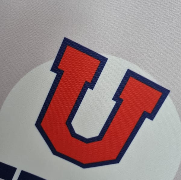 Retro Universidad de Chile1996 away Soccer Jersey - Image 8