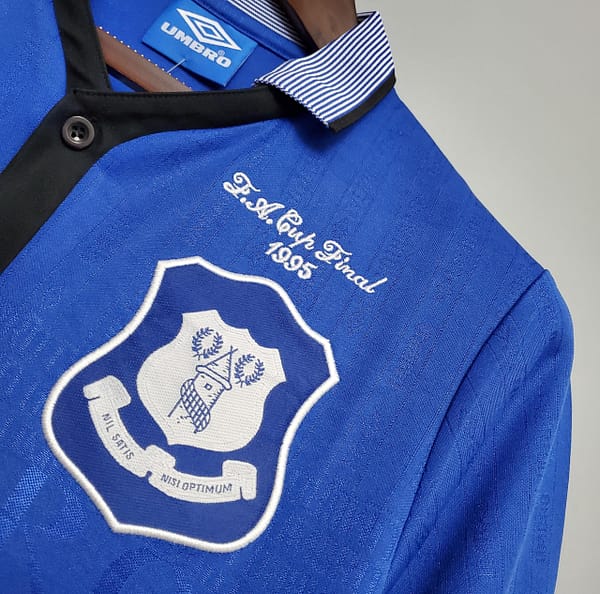 Retro Everton 94/95 home Soccer Jersey - Image 7