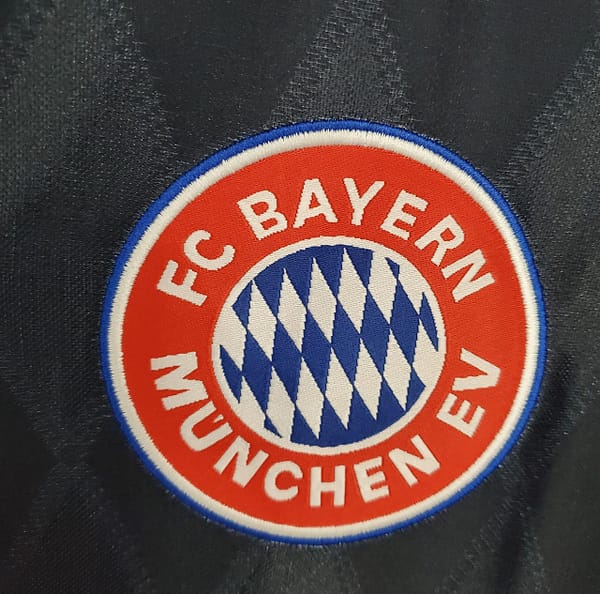 Retro Bayern Munich 97/99 home Soccer Jersey - Image 8