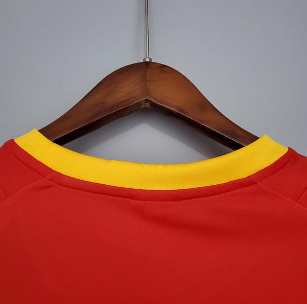Retro Spain 2002 home Soccer Jersey - Image 3