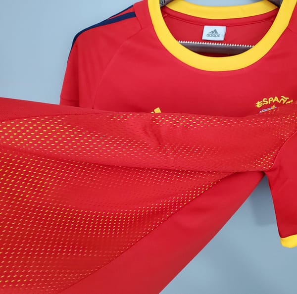 Retro Spain 2002 home Soccer Jersey - Image 4