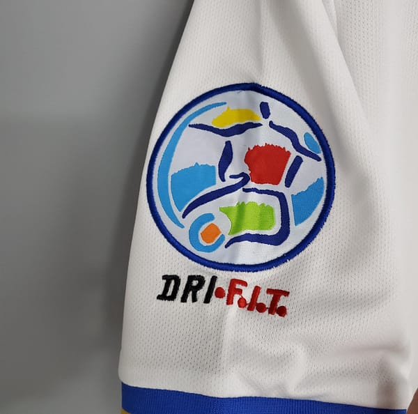 Retro Italy 1996 away Soccer Jersey - Image 5