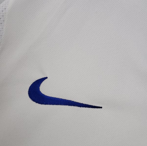 Retro Italy 1996 away Soccer Jersey - Image 8